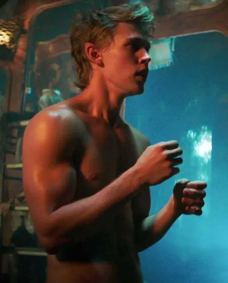 15 Steamy Photos of Austin Butler To Celebrate His Birthday