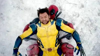 deadpool-and-wolvervine-fight.webp?id=52