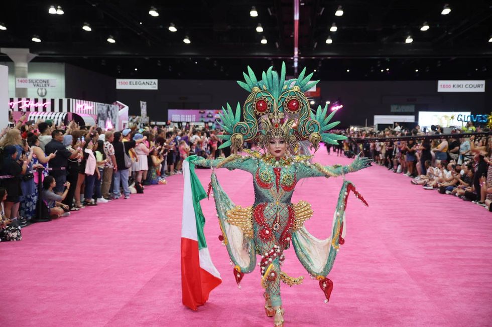 Dragcon 2024 Drag Walk queens Photo Gallery list