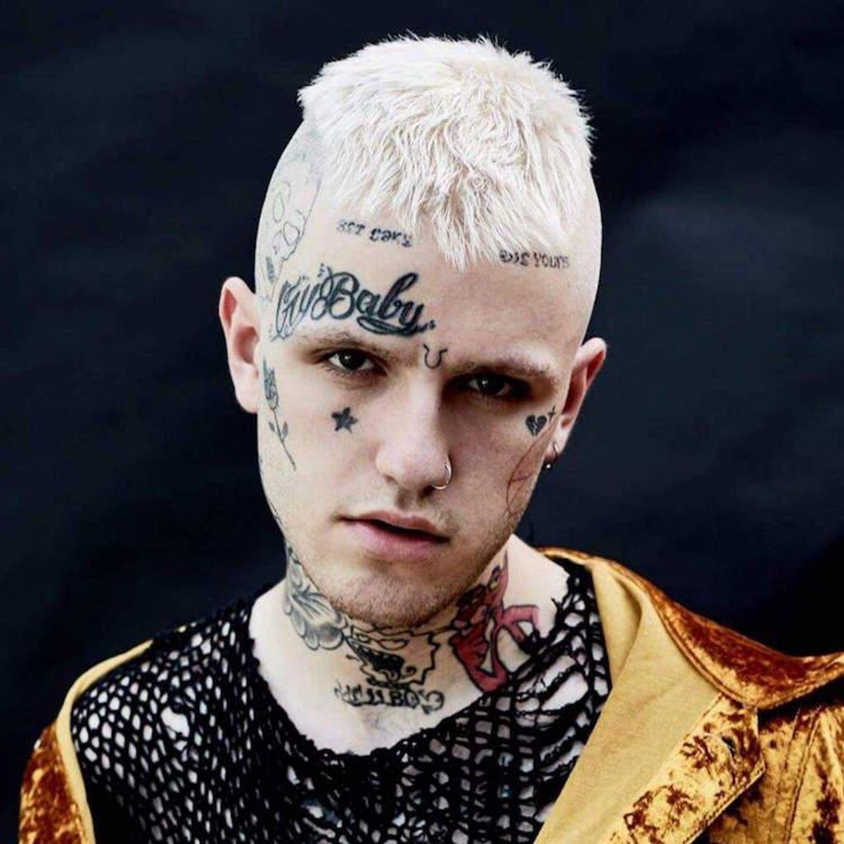 Bi Rapper Lil Peep Passes Away at the Age of 21