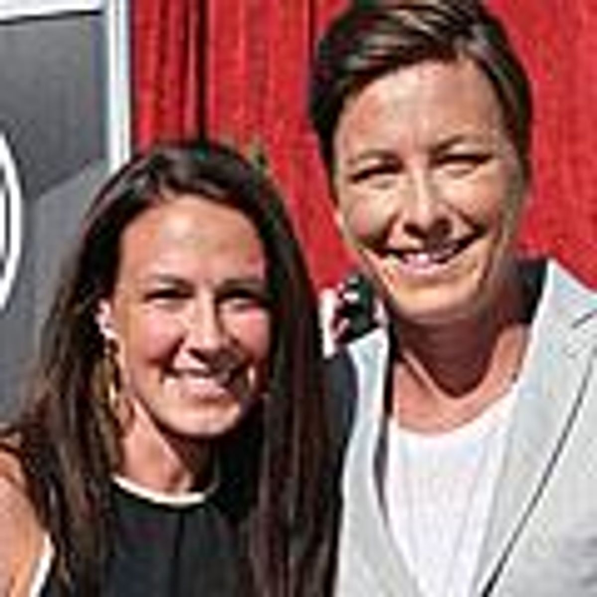 Abby Wambach, Sarah Huffman Reported Wed in Hawaii