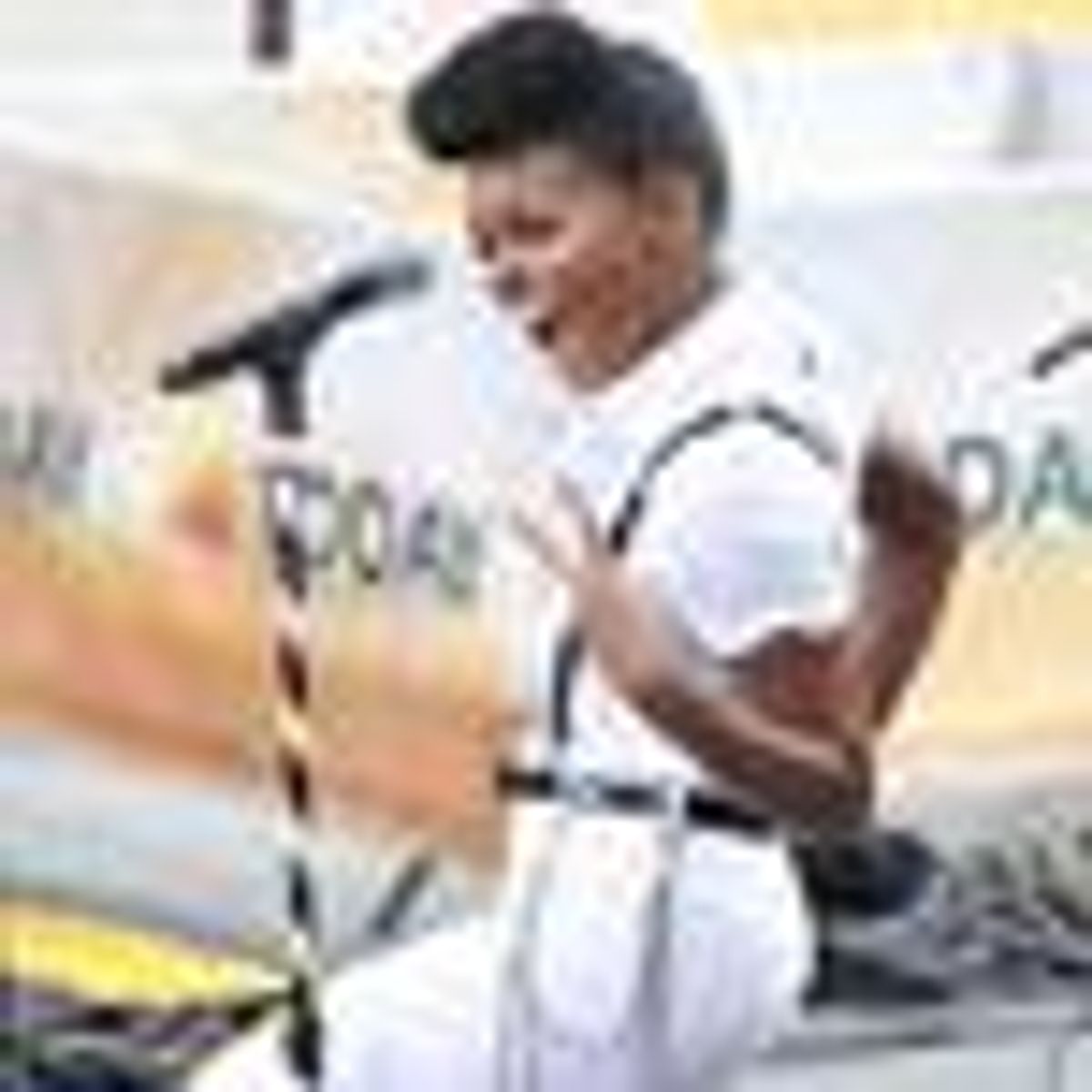 Janelle Monae Dances Around Sexuality Query