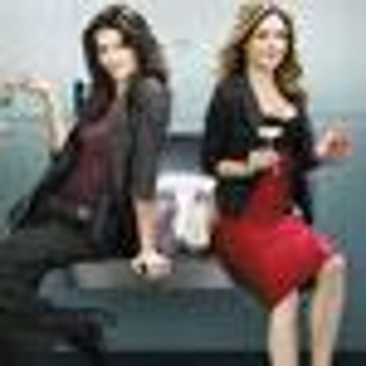 Rizzoli & Isles Goes Into Syndication Ensuring Fans Can Find Lesbian Subtext While Flipping Channels 