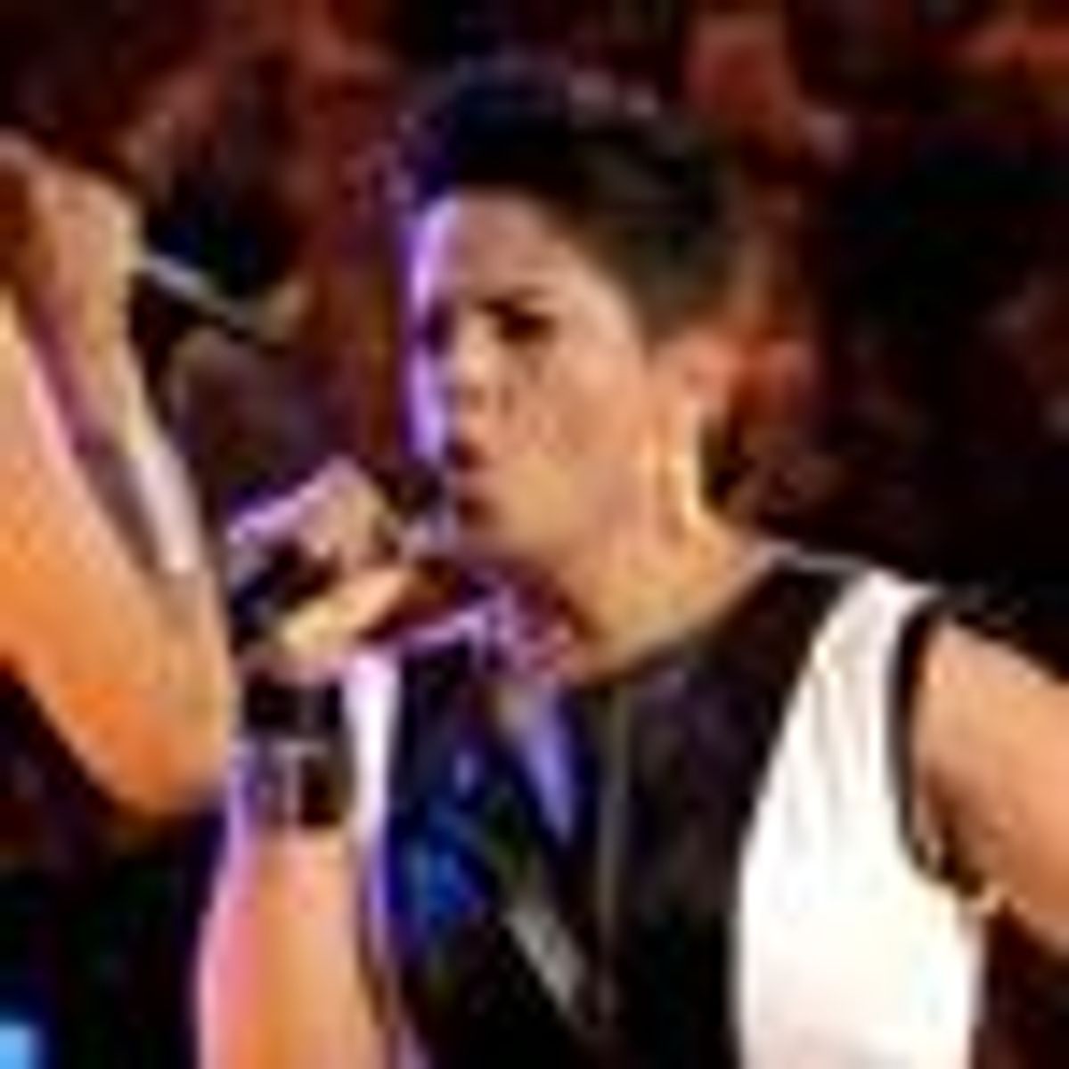 WATCH: Out 'The Voice' Contestant Karina Iglesias Switches Teams to Shakira 