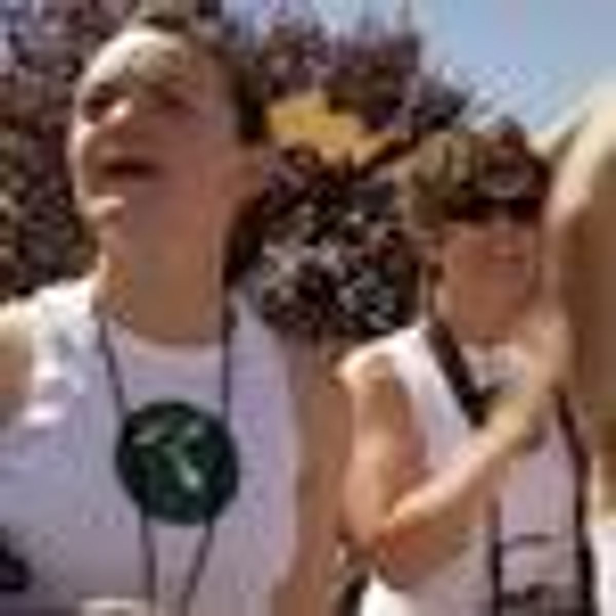 'Hood to Coast' Doc Featuring Lesbian Participant Hits NY Theaters This Weekend