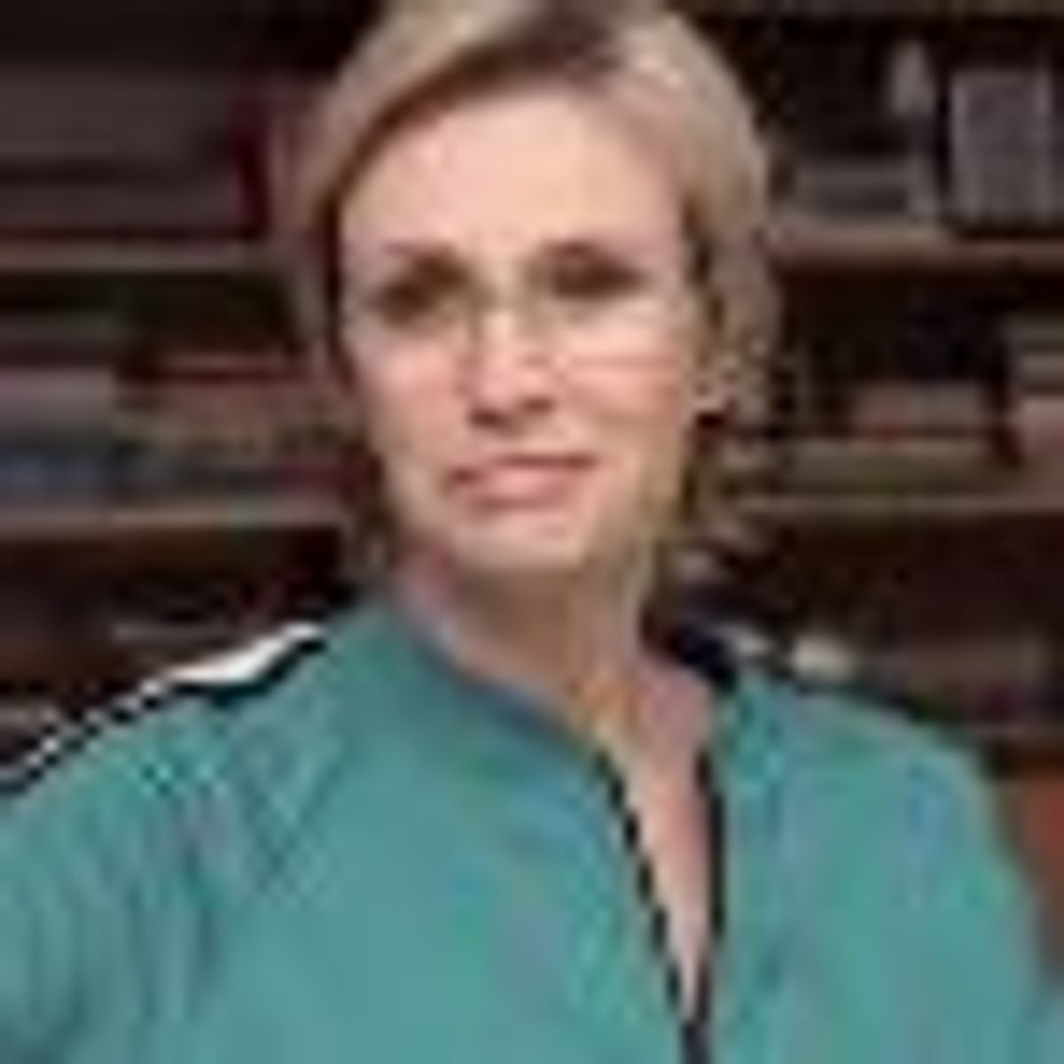 Jane Lynch Penning Memoir 'Happy Accidents' 