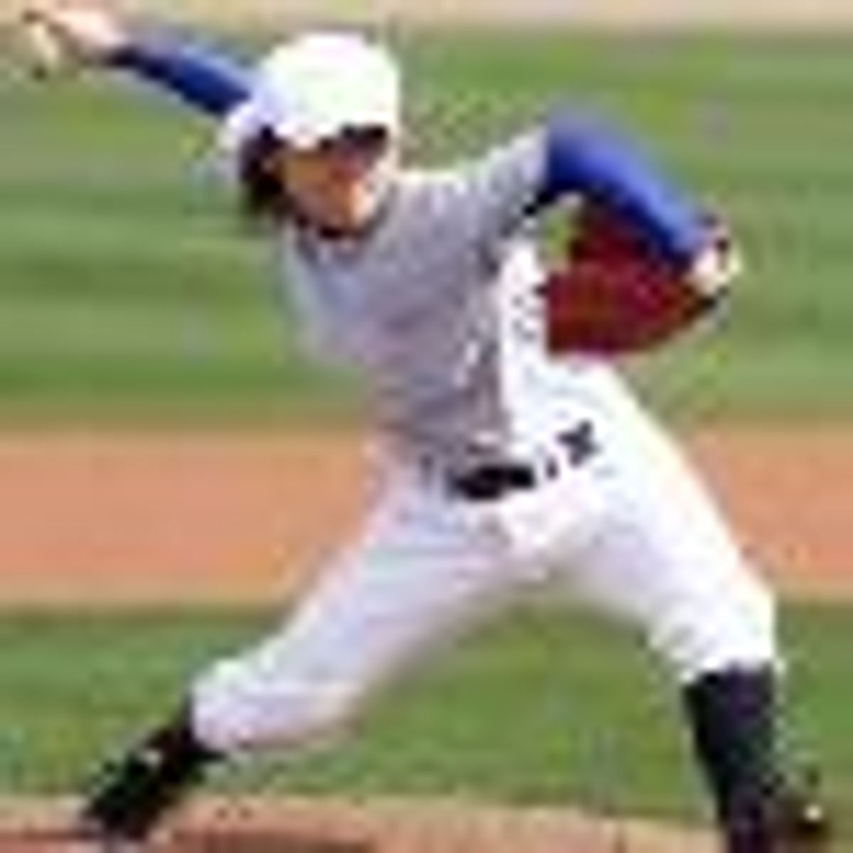 Female Pitcher Eri Yoshida Signed to Minor Leagues