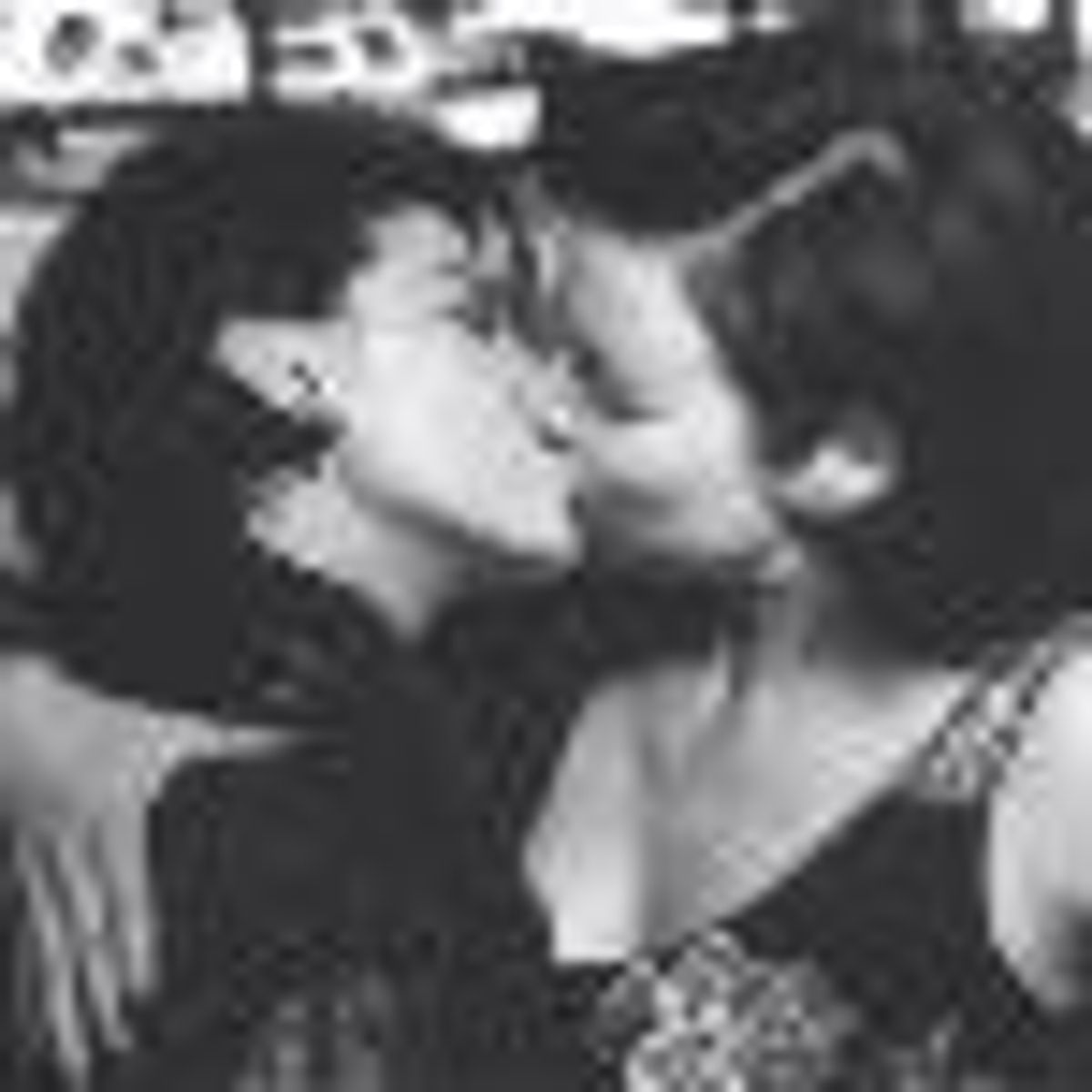 Actresses Who Kiss and Tell: The Girl-On-Girl Edition