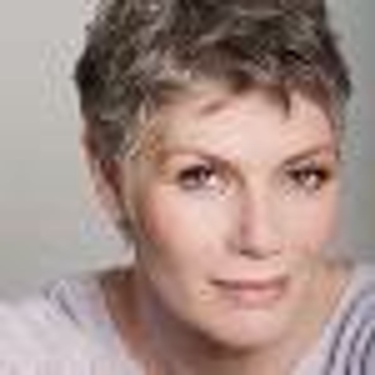 Out Lesbian Kelly McGillis Joins the Vampire Craze! 