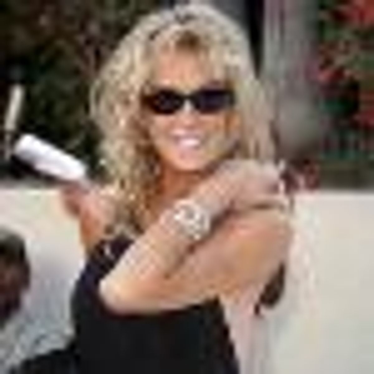 Original 'Angel' Farrah Fawcett Back in Hospital