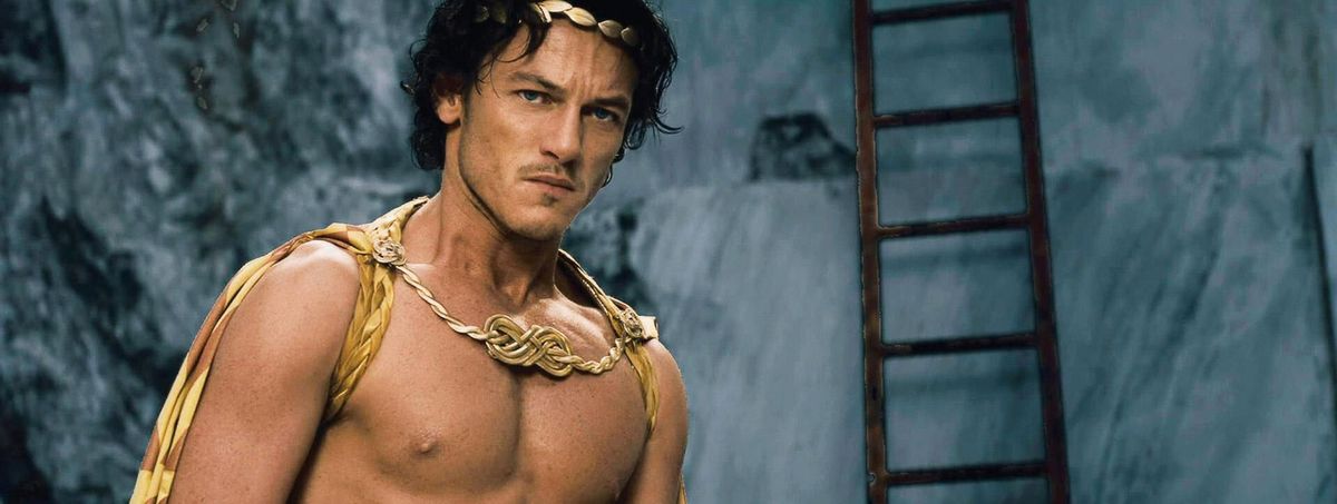 'Beauty and the Beast' Fans, Is Luke Evans the Gaston of Your Dreams?