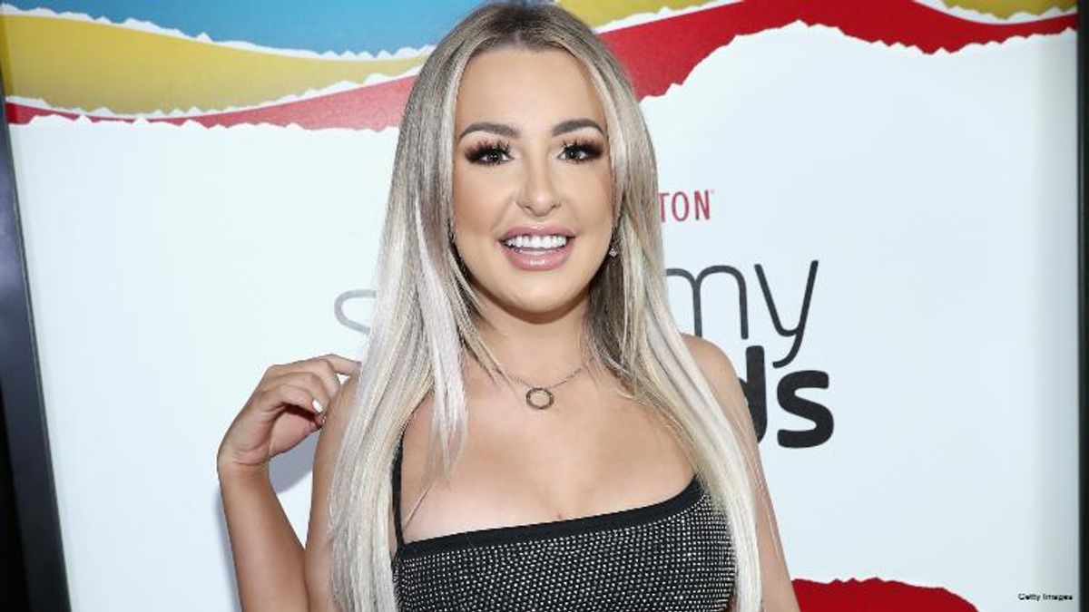 YouTube Star Tana Mongeau Comes Out As Pansexual