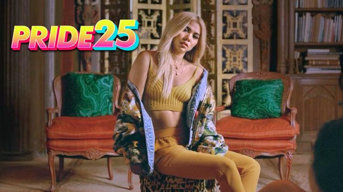 There's a Reason Hayley Kiyoko Is Lesbian Jesus