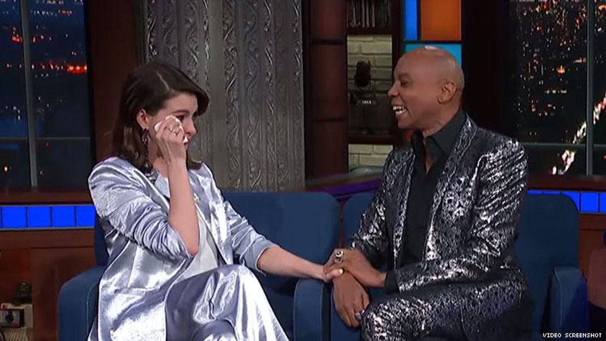 'Drag Race' Superfan Anne Hathaway Freaks Out Over Meeting RuPaul