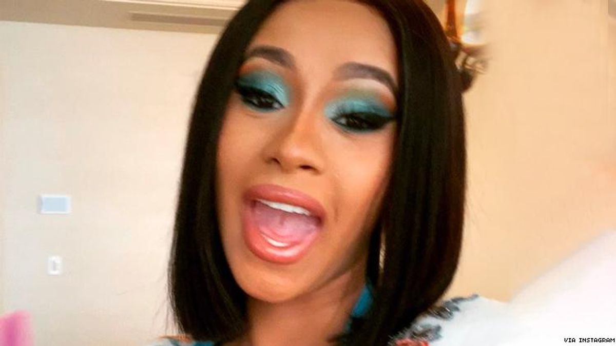 Cardi B Slams Trump Over Government Shutdown (Cardi 2020?!)