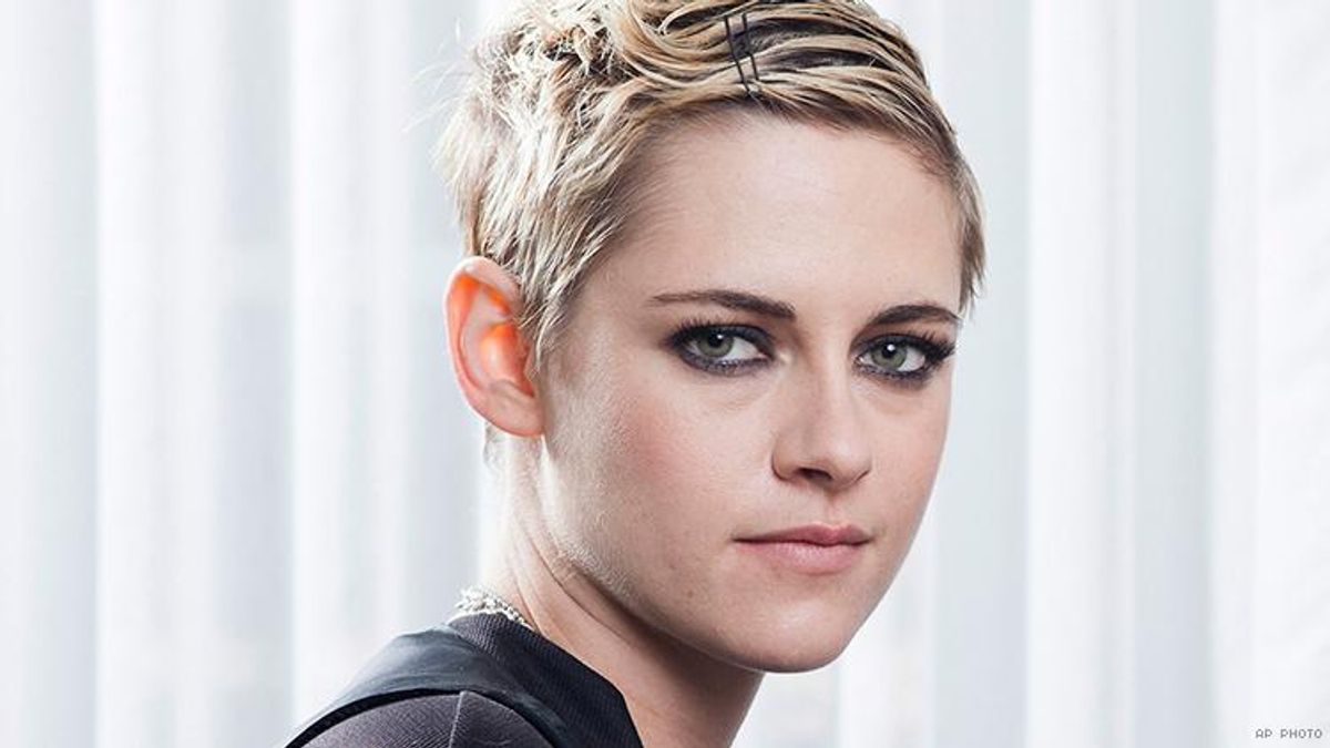 Kristen Stewart to Star in Lesbian Christmas Rom-Com 'Happiest Season'