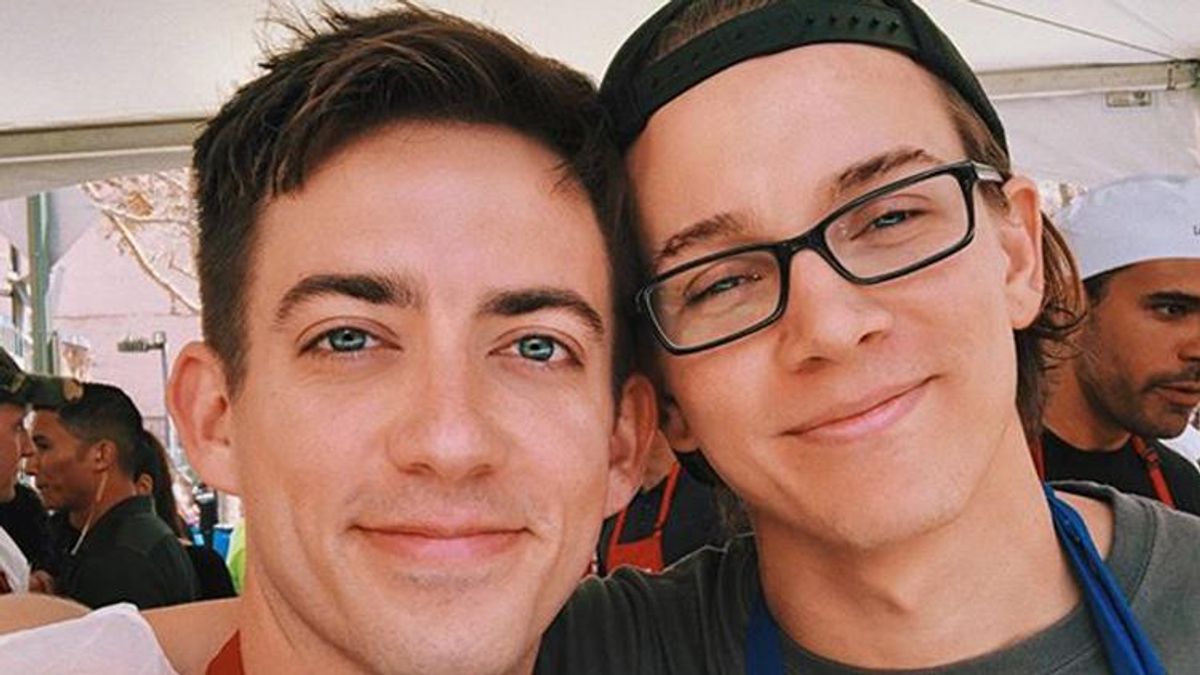 'Glee' Alum Kevin McHale Probably Has A Boyfriend & We're Emotional