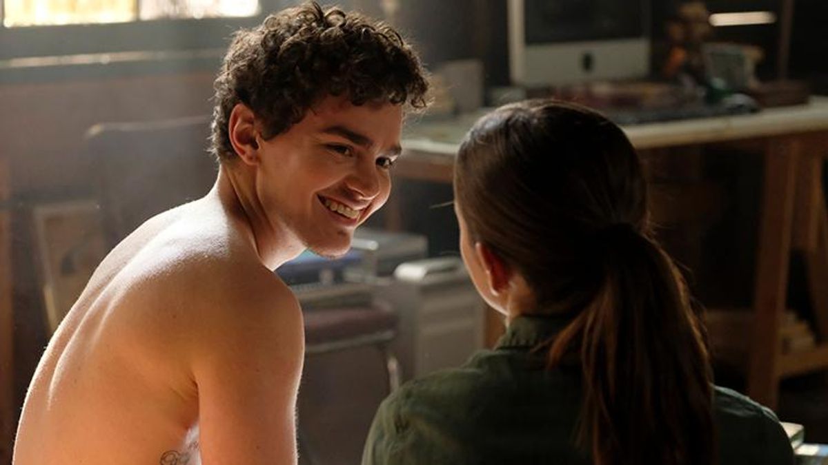 Elliot Fletcher on Coming Out Misconceptions, Trans Rights, & Immigration Reform on 'The Fosters'