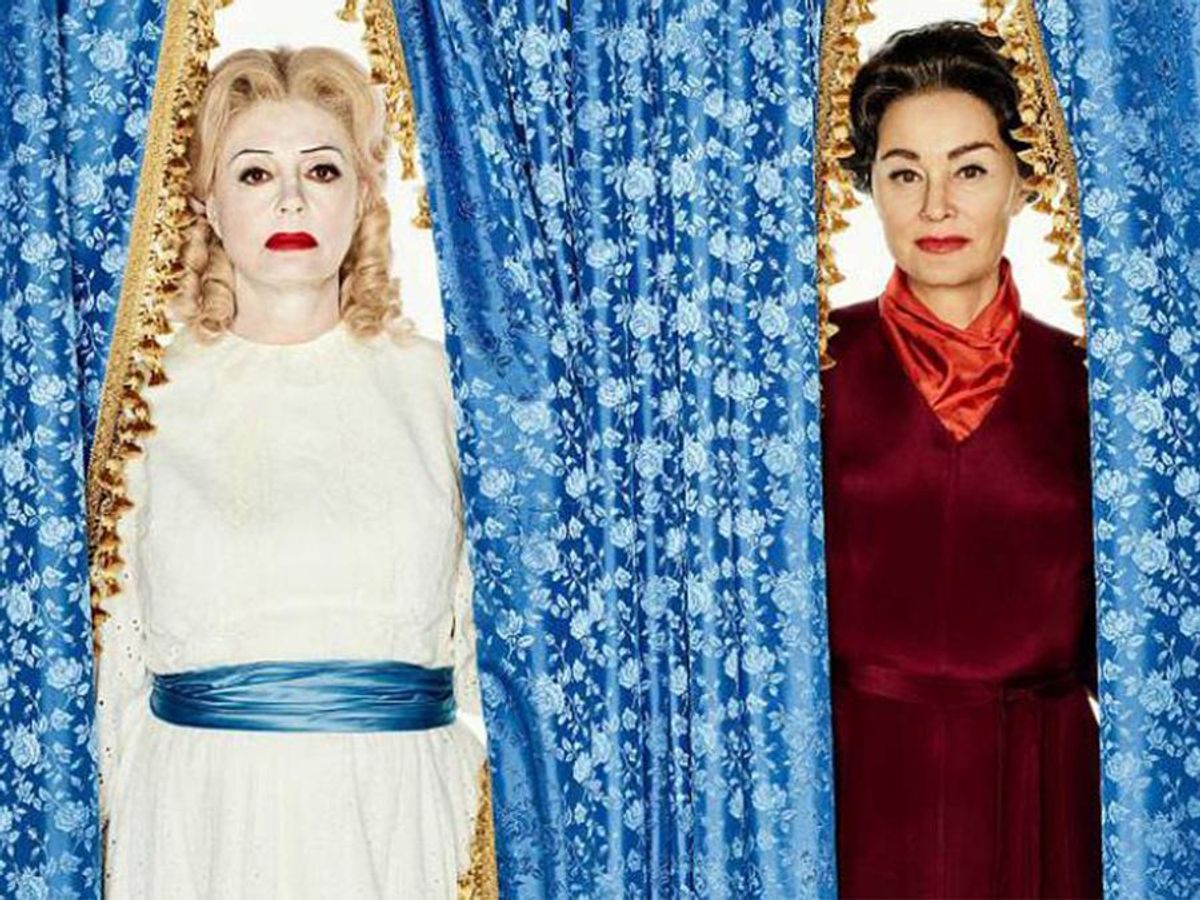 8 Moments of Shade from 'Feud: Bette and Joan'