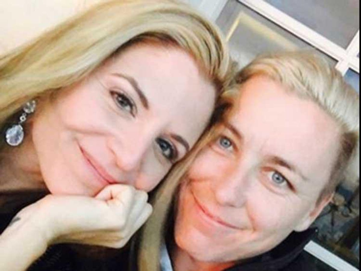 Plot Twist: Christian Mommy Blogger Comes Out as Dating Abby Wambach