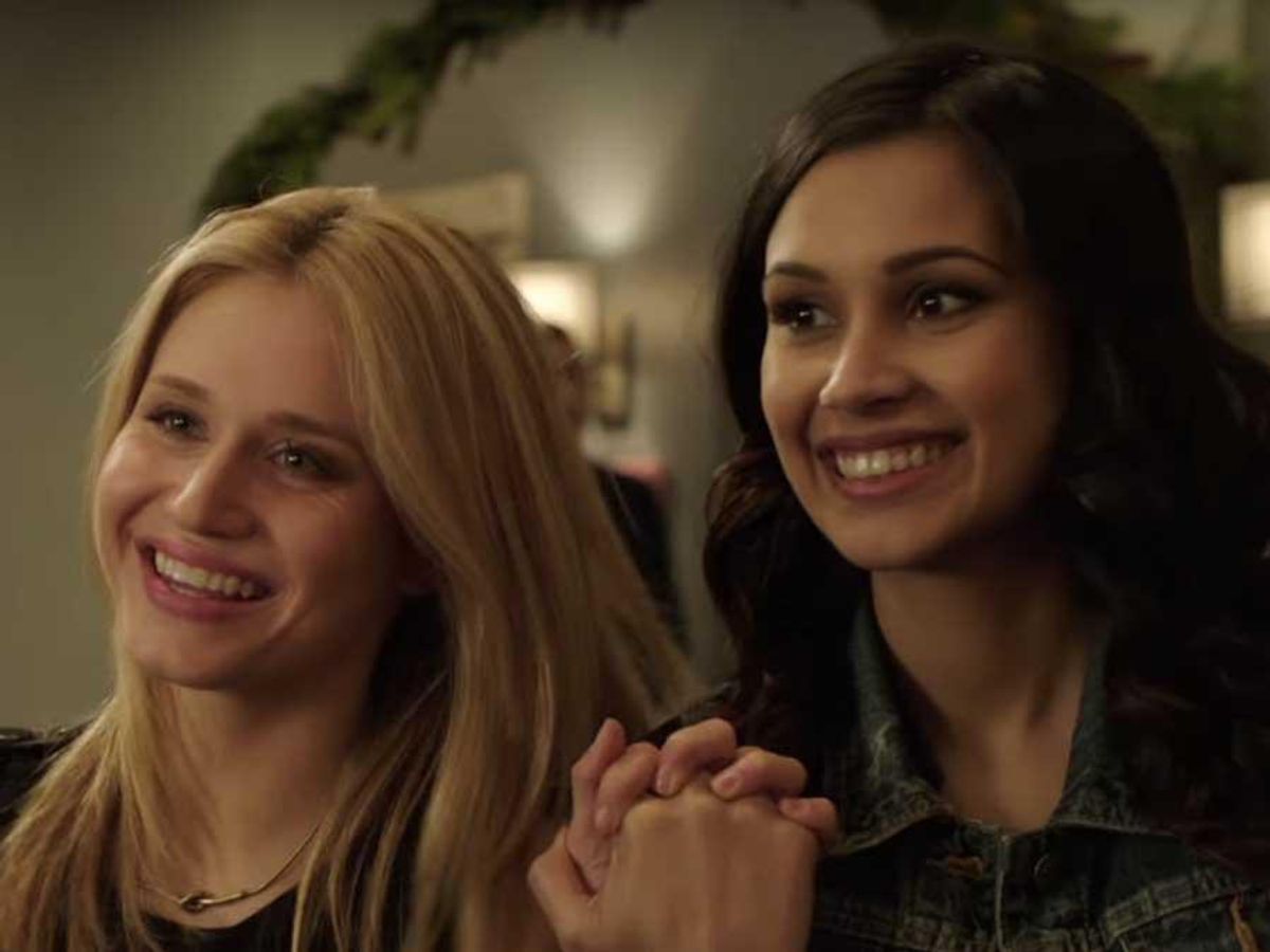 Love Is Definitely in the Air in Faking It's Mid-Season Trailer 