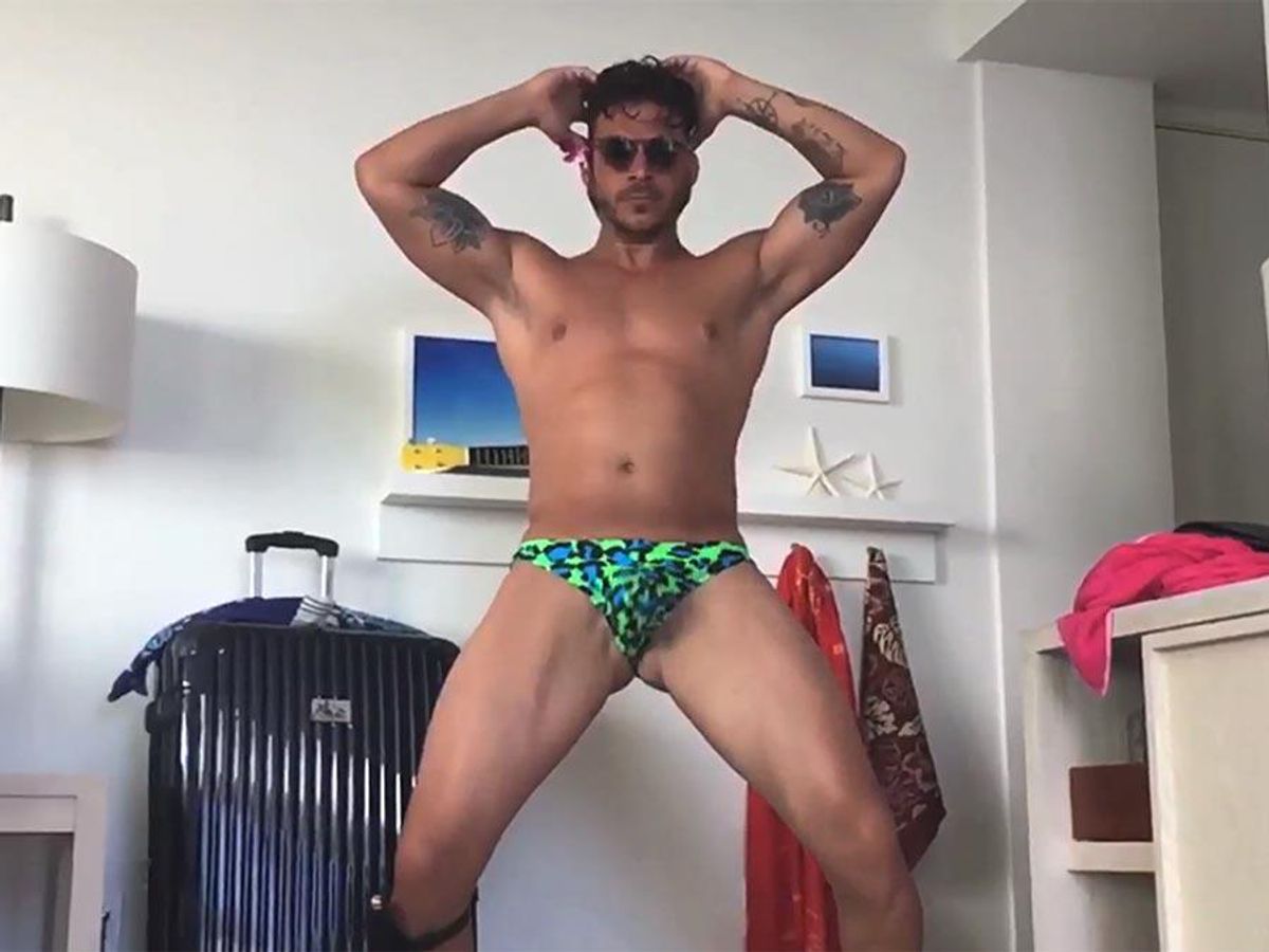 'Vanderpump Rules' Star Jax Taylor Hypnotizes in Skimpy Bikini