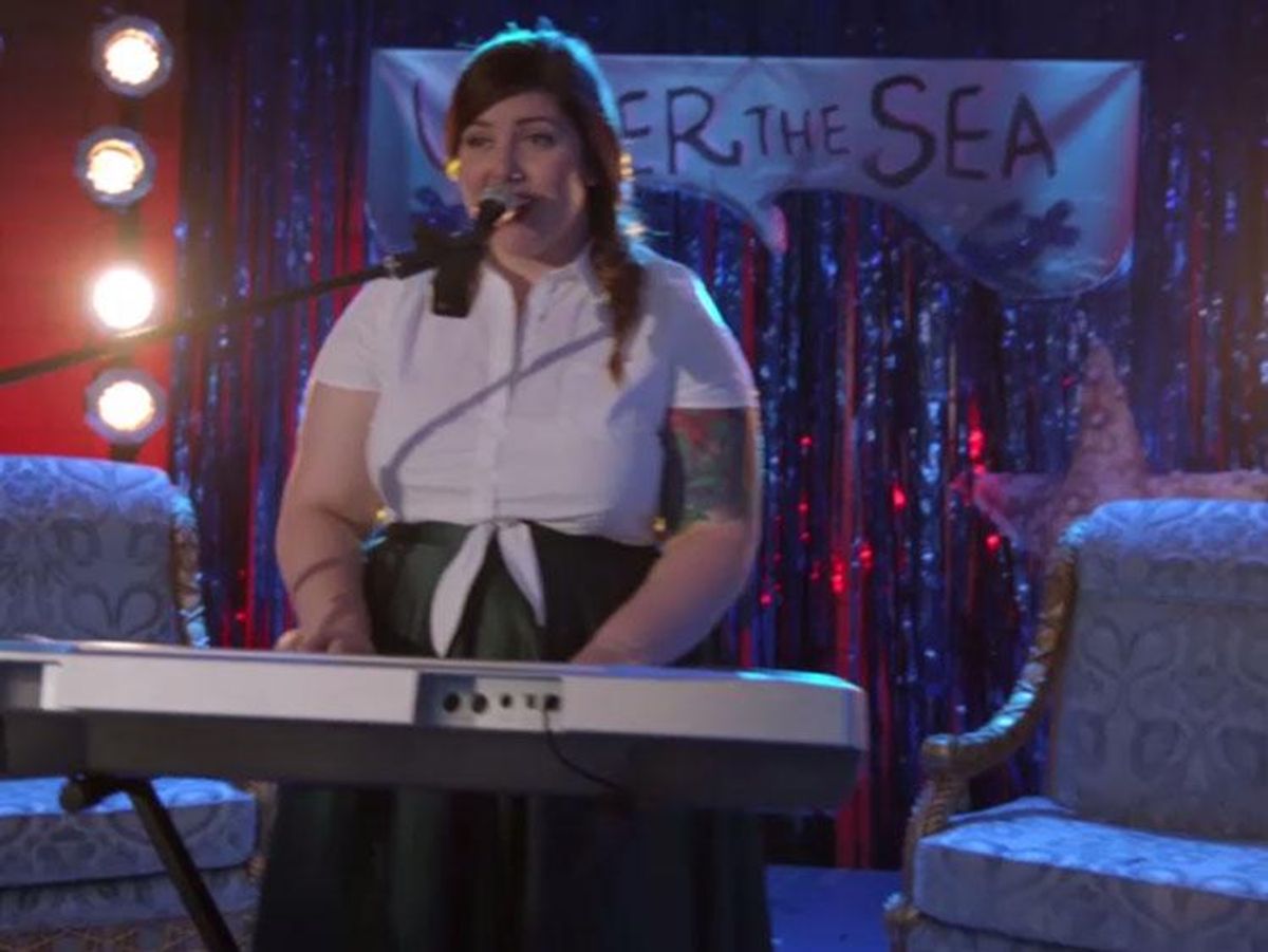 WATCH: Mary Lambert Plays Faking It's Prom