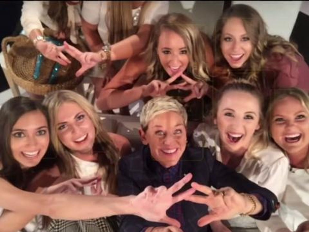 WATCH: Ellen DeGeneres Poses with the 'Selfie Girls,' Helps with their Cause 