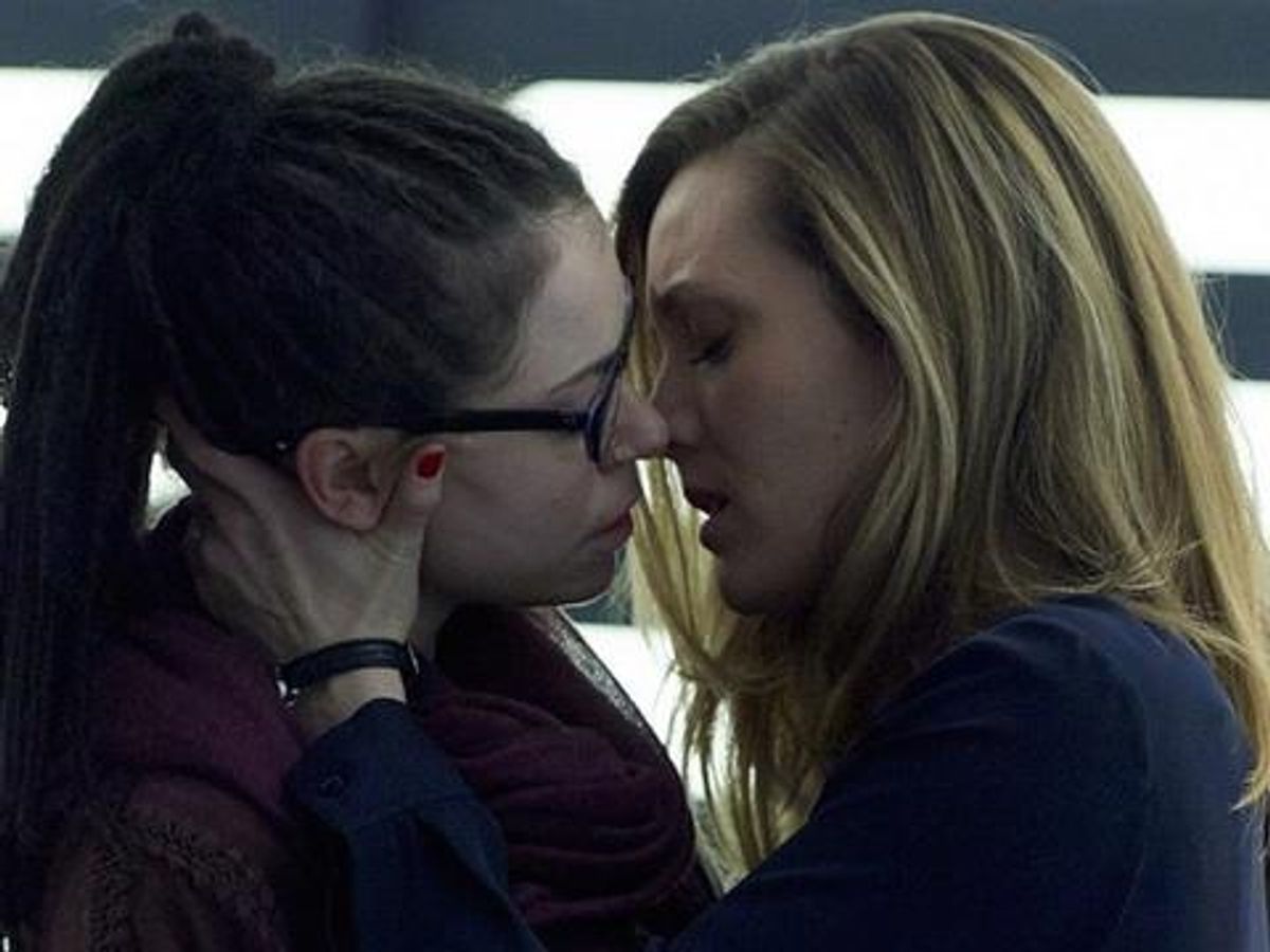 Pic of the Day: Delphine and Cosima Get Their Science On in Last Night's Orphan Black