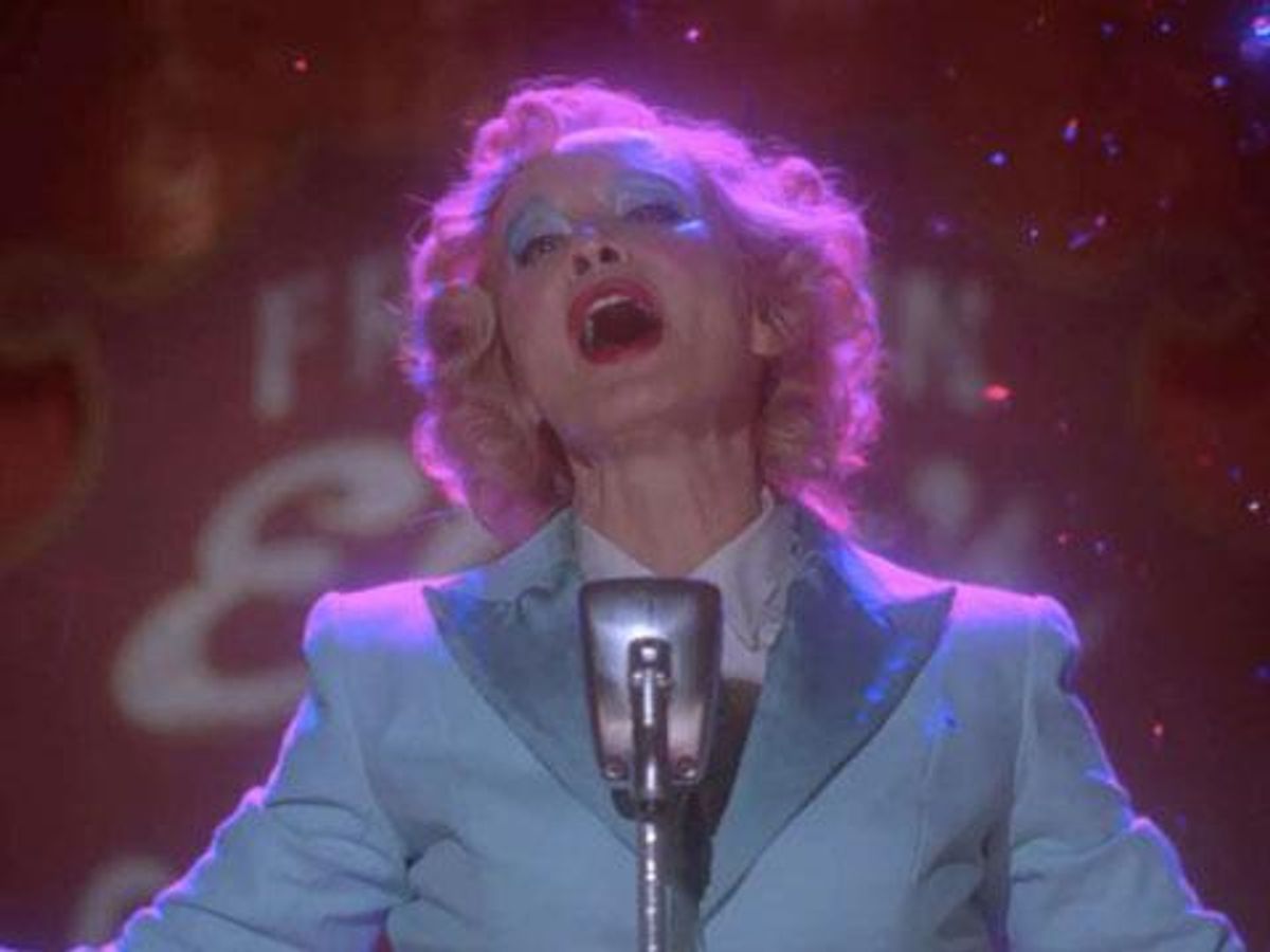 WATCH: Jessica Lange Rocks David Bowie's "Life on Mars" in American Horror Story: Freak Show