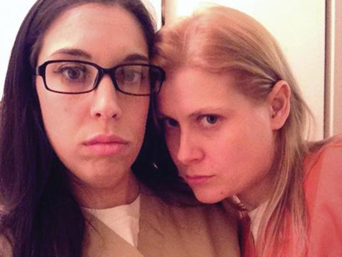 6 Last-Minute Lesbian Couple Halloween Costumes 