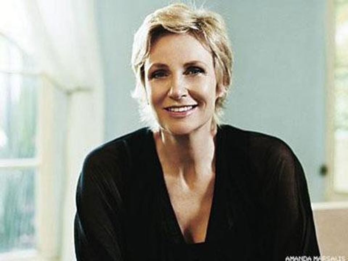 Jane Lynch to Host Concert for Global Equality