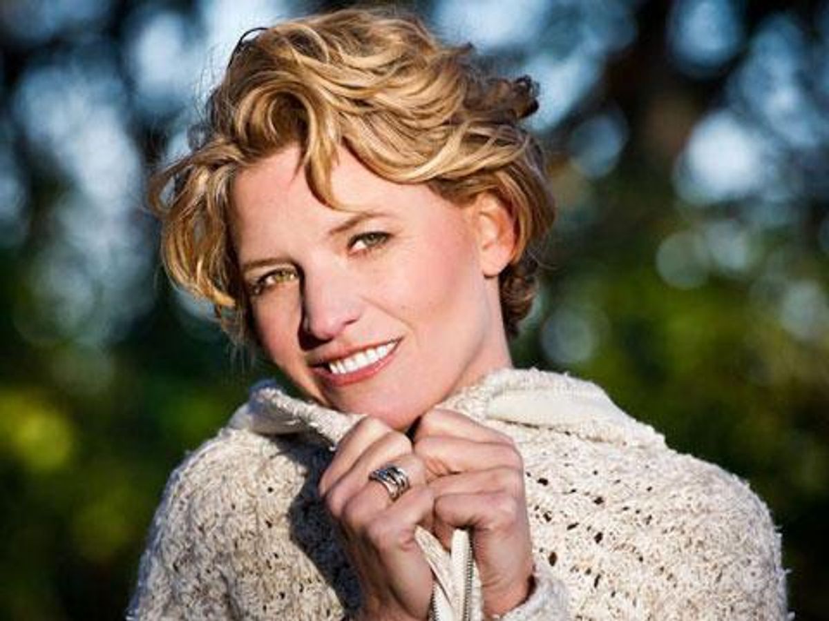 LISTEN: Legendary Out Musician Catie Curtis' New Love Song 