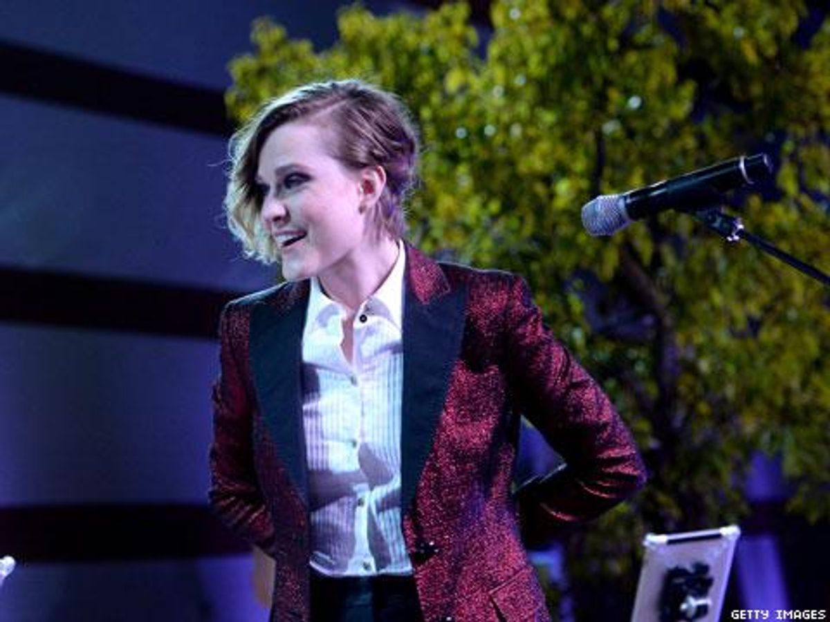 WATCH: Evan Rachel Wood Sings the Hell Out of 4 Non Blondes' 'What's Up'  