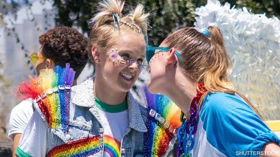 JoJo Siwa LGBTQ+ Pride Speech- Columbia, SC 3/5/2022 