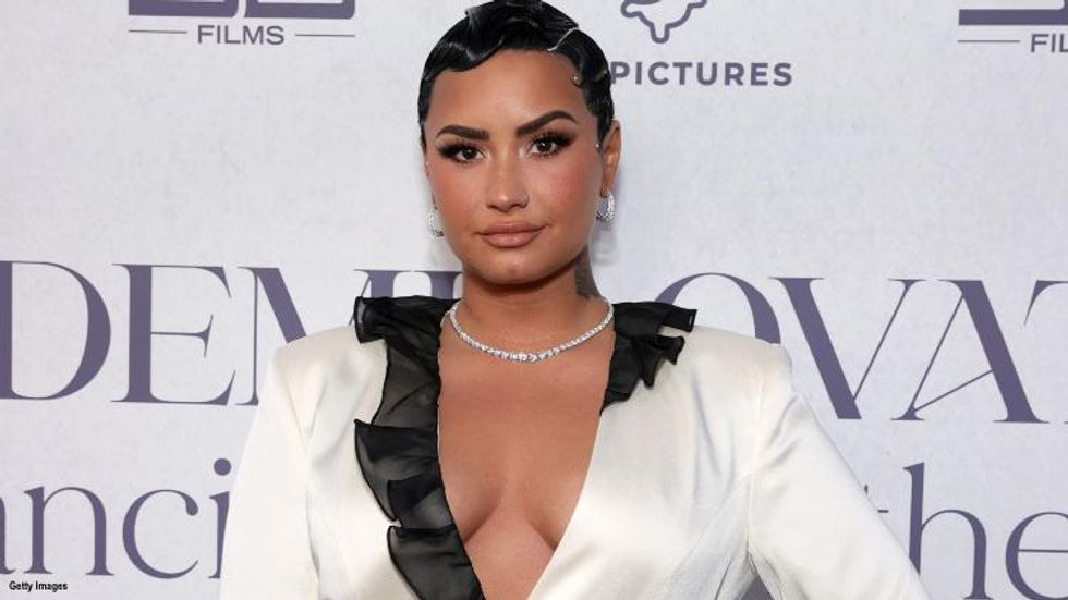 980px x 551px - Demi Lovato Comes Out As Pansexual