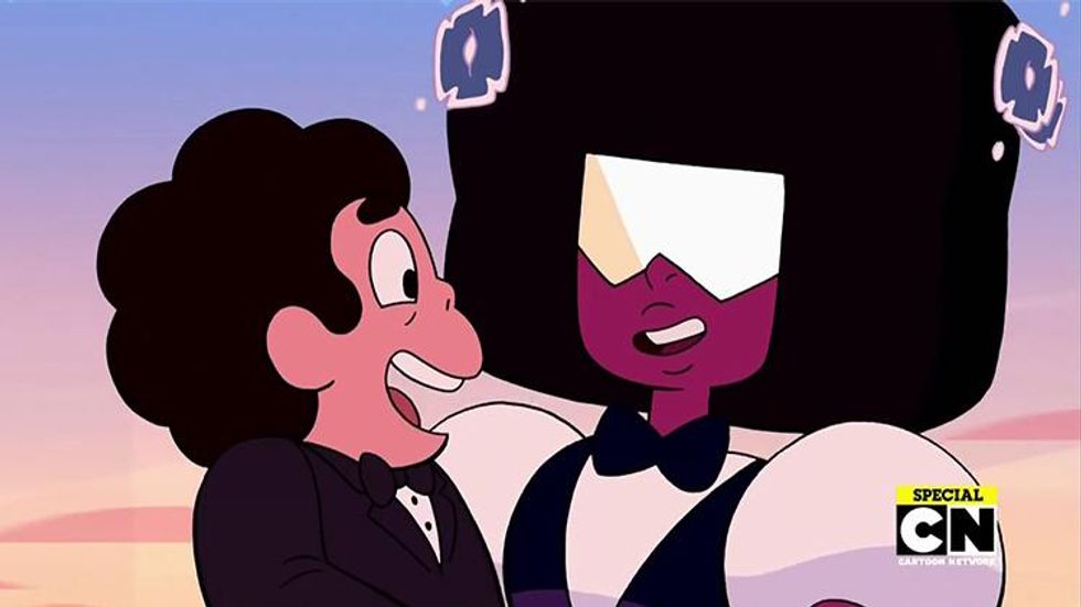 980px x 551px - Rebecca Sugar Reveals Cartoon Network Tried to De-Gay Steven Universe