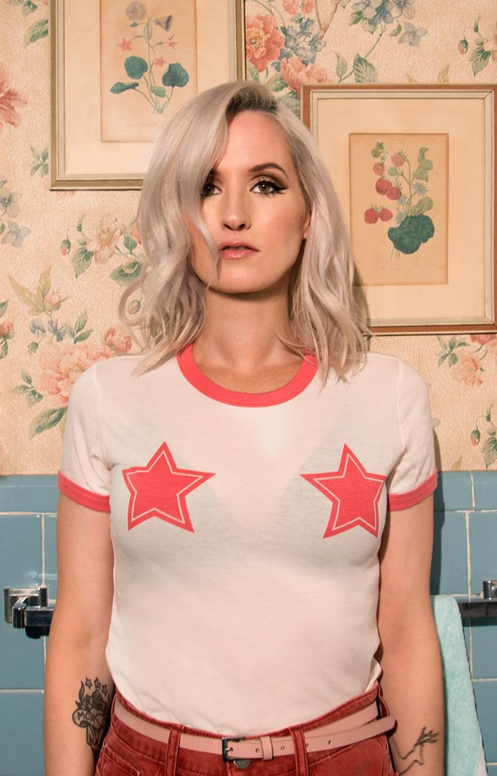 Ingrid Michaelson S New Queer Video Was Inspired By Stranger Things