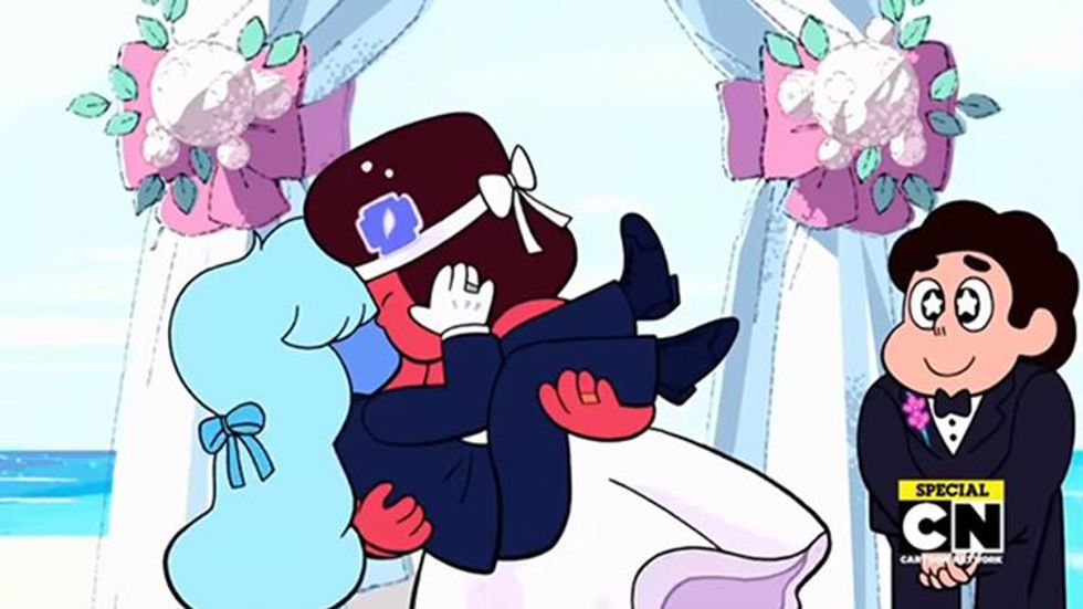 Steven Universe' Makes LGBT with Same-Sex