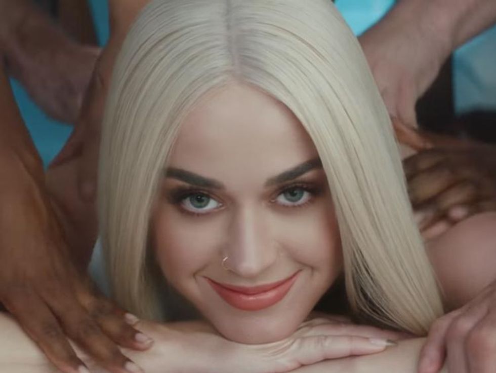 Katy Perry Sex Videos - Katy Perry During 'Bon AppÃ©tit' Live Stream: \
