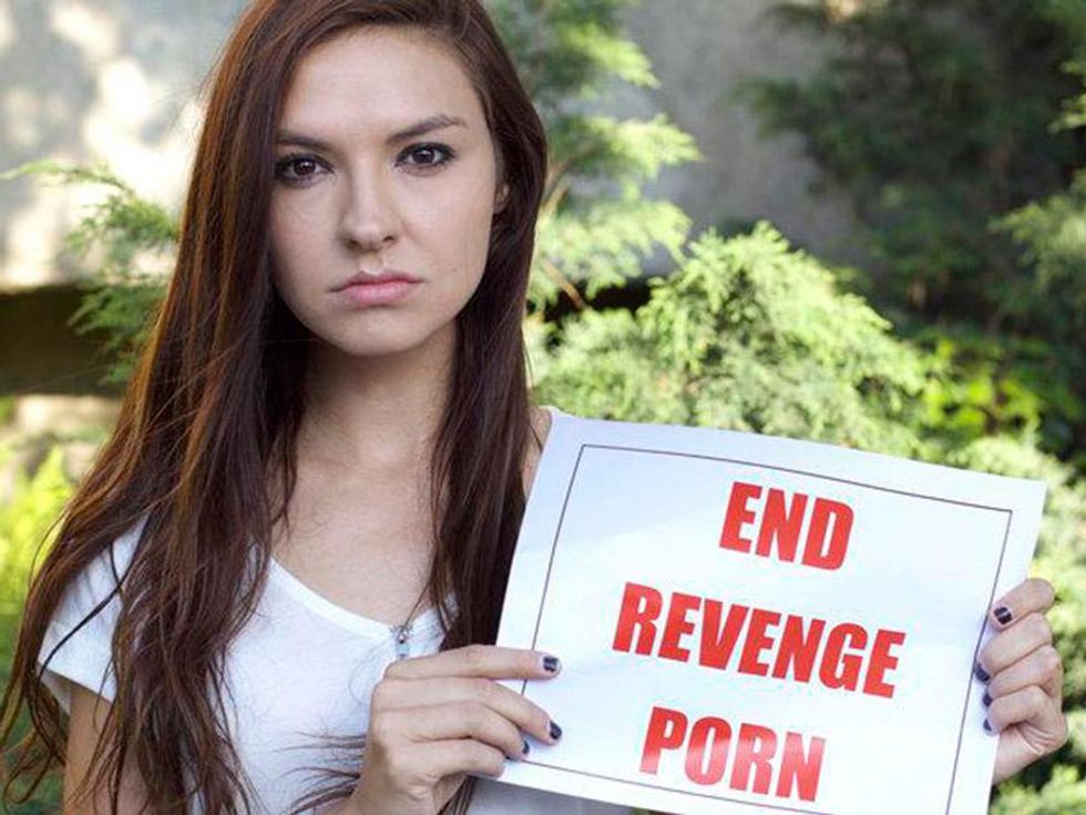 Sexy Shailene Woodley Porn - Lesbian YouTuber Chrissy Sues Ex-Boyfriend for Posting Revenge Porn