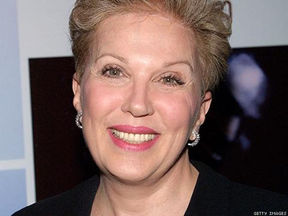 Dear Abby Offers Great Advice to Gay Grandmother Shunned By Her Son and Religious Wife 