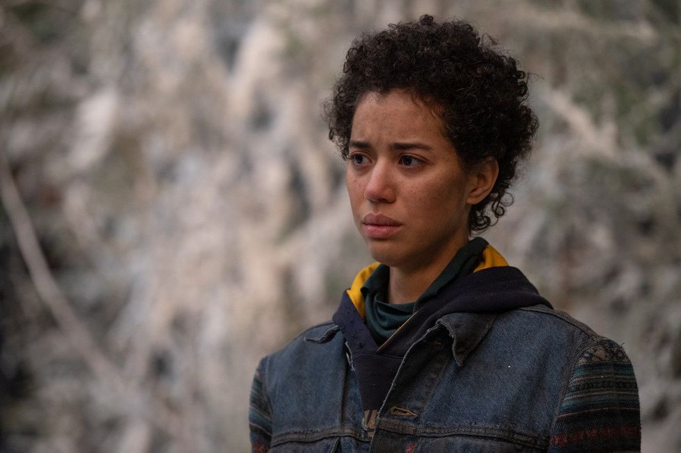 Jasmin Savoy Brown in Yellowjackets