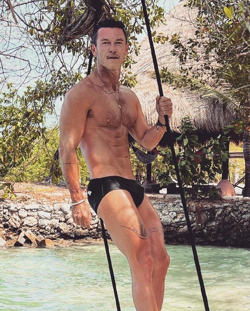 25 Sexy Pics & Videos of Luke Evans We Love