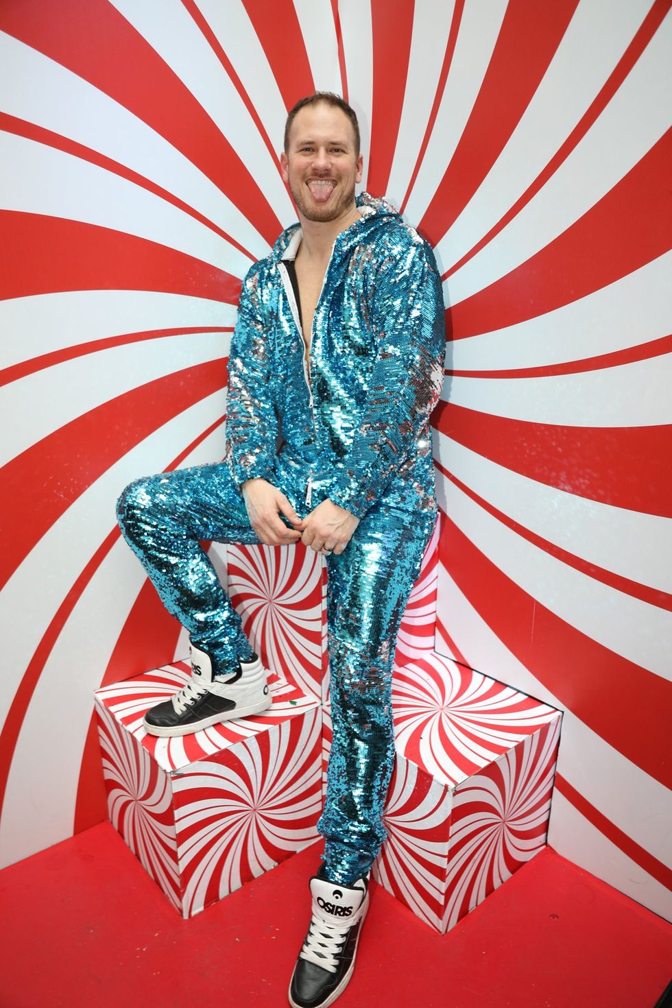 photo gallery Sidetrack Chicago gay bar New Years Day onesie party