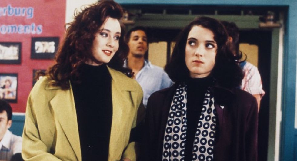 Shannen Doherty and Winona ryder in Heathers