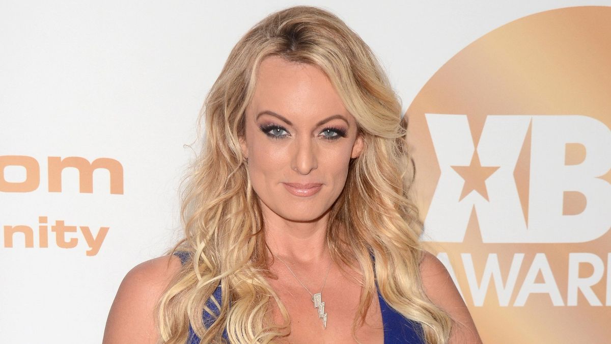 Stormy Daniels received the Salem Witch’s Woman of Power award