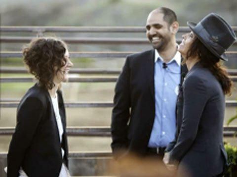 Watch Sara Gilbert Shares About Her Big Rock N Roll Gay Wedding To Linda Perry