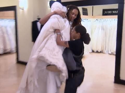 Watch Wnba Stars Brittney Griner And Glory Johnson Say Yes To The Dress