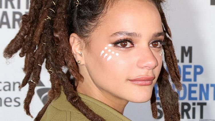 Actress Sasha Lane Comes Out As Gay